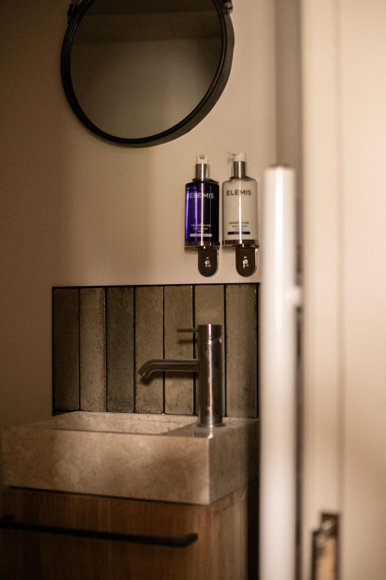 Akasha Retreat Welton (East Riding of Yorkshire)